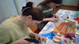Творческая мастерская «Столовая для пернатых друзей».
