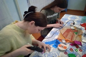 Творческая мастерская «Столовая для пернатых друзей».