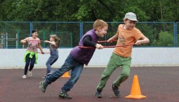 Спортивная эстафета «Сильный, ловкий, озорной»