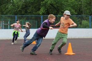 Спортивная эстафета «Сильный, ловкий, озорной»