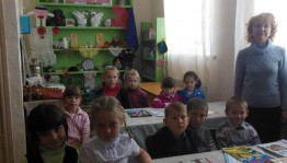 Читальня на траве «Лето–книга–я–лучшие друзья»