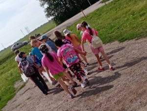 Экскурсия на природу со спортивными состязаниями «Веселые старты»