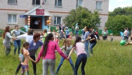 «Детству солнце подарите»
