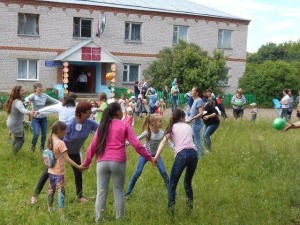 «Детству солнце подарите»