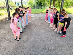 Игровая программа «Детство–это я и ты»