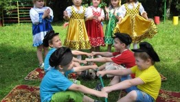 Конкурсно-игровая программа «Народным играм жить и крепнуть»