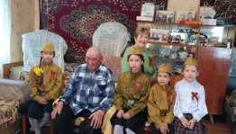 Чествование тружеников тыла на дому «Через все прошли и победили»