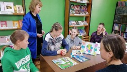 Беседа-игра «Учись жить в многоликом мире!»