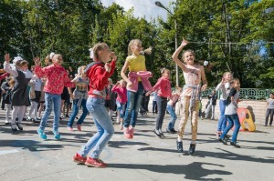 Игровая программа «Одуванчик»