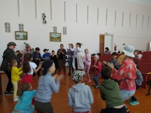 Литературный утренник «Этот мир мы дарим детям»