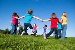 Конкурсно–игровая программа «Весёлые краски детства»