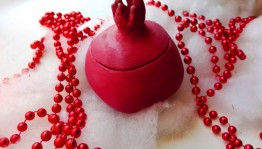 В выставочном зале «Ижад» пройдут мастер-классы по изготовлению керамической шкатулки «Гранат»