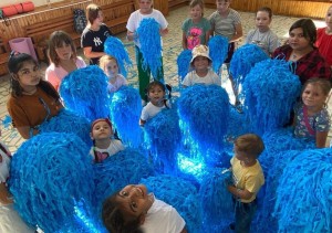 Развлекательная программа «Бумажная вечеринка»