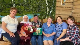 Вечер встреча ко Дню семьи любви и верности «Очаг семейный бережно храня…»