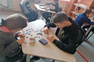 Конкурсно-игровая программа «Разноцветная игра».