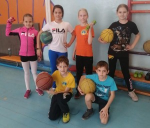 Спортивно–игровая программа«Со здоровьем подружусь»