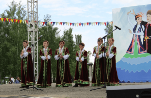 В Агидели прошел юбилейный Праздник национальных культур
