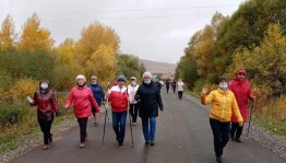 Мастер-класс по скандинавской ходьбе «С двумя палками хожу, своей статью дорожу»