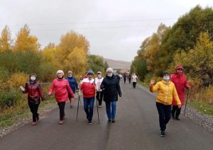 Мастер-класс по скандинавской ходьбе «С двумя палками хожу, своей статью дорожу»
