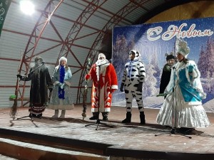 Бал–маскарад «Час веселья настал в Новогодний карнавал»