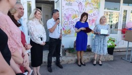Выпускной - долгожданный, одновременно торжественный, волнительный и немного грустный день