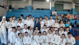 Игровая программа ко Дню отца «Папа может»