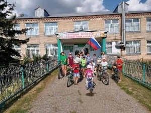 Информационный час «Наш герб и флаг, овеянный славой»