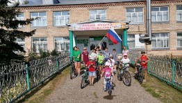 Информационный час «Наш герб и флаг, овеянный славой»