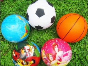 Веселый мячик.