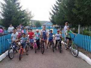 Спортивные гонки на велосипеде «Мы за здоровый образ жизни»