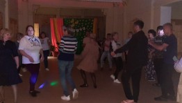 Творческий вечер–караоке для старшего поколения «С песней по жизни»