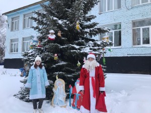 Поздравление Деда мороза и Снегурочки
