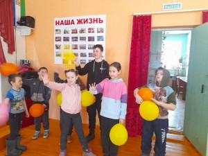 Спортивная игра «Веселый мяч»