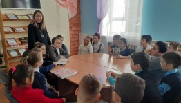 «Живут герои в памяти народа»