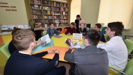 Вечер-встреча «Легко ли быть студентом?»