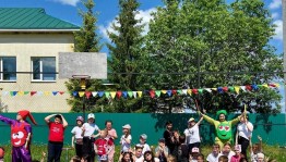 Игровая программа «Лето звонкое смеется!»