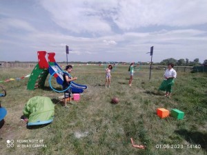 Интеллектуально–игровая программа «Загадки на библиотечном лугу на каждом шагу»