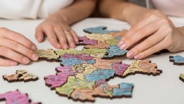 Серия развивающих игр «Карта пазл России и Башкортостана»