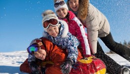 Игровая программа на санках и лыжах «За здоровьем на лыжах»