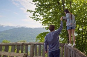 Показ фильма «Тут все свои»