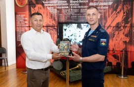 Ольга Фаллер и Сергей Лобанов подарили свои книги Национальному музею Башкортостана