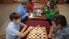Семейный выходной «Турнир по шашкам»