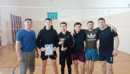 Спортивные состязания «Кто сильнее»