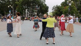 Развлекательная программа «Нам года — не беда»
