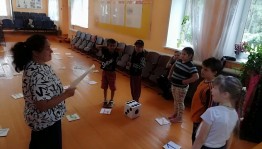 Интеллектуальная игра «Там, на неведомых дорожках…»