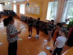 Интеллектуальная игра «Там, на неведомых дорожках…»