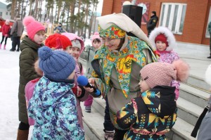 В с.Николо-Березовка на площади перед домом культуры прошли праздничные гуляния «Масленица широкая»