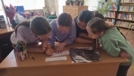Интеллектуально–развлекательная программа «Праздничный парад загадок, викторин»