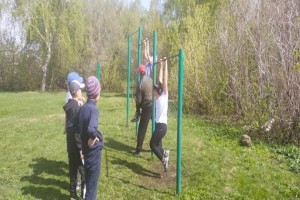 Игровая программа «Светофор спешит на помощь».