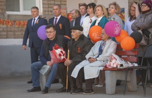 Артисты Салаватского башкирского театра поздравили ветерана Великой Отечественной войны Таиса Колышева
